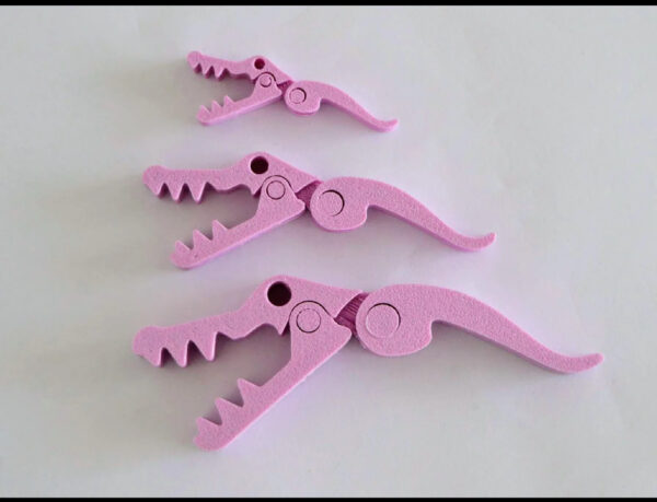CROCODILE BAG CLIP WITH LOCK-PRINT IN PLACE